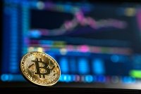 Zo weet de Belastingdienst straks alles over je crypto