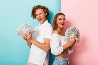 Een eerlijk gesprek over geld: Waarom mannen en vrouwen verschillend met financiën omgaan